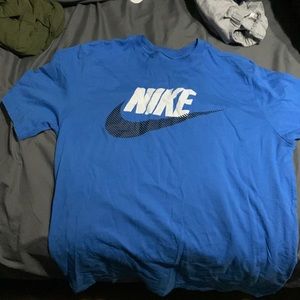 Nike shirt, size medium, blue/white